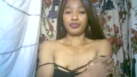 Snapshot of elenah0123 chatting on October 26, 8:20 am elenah013 online show from October 26, 8:20 am