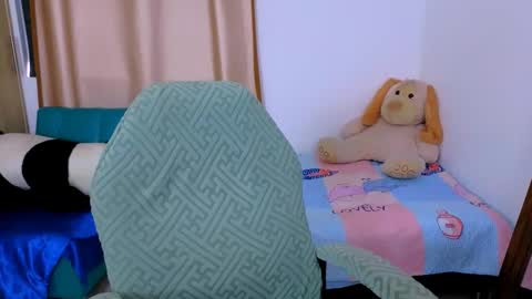 Snapshot of elenna_hotx chatting on September 18, 6:32 pm agnes online show from September 18, 6:32 pm