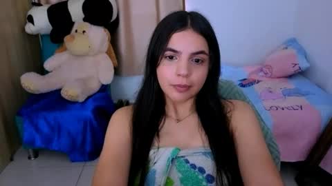 Snapshot of elenna_hotx chatting on September 27, 8:58 pm agnes online show from September 27, 8:58 pm
