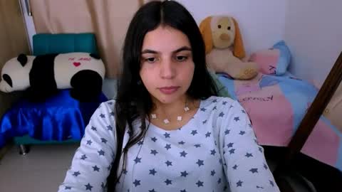 Snapshot of elenna_hotx chatting on October 6, 6:49 pm agnes online show from October 6, 6:49 pm