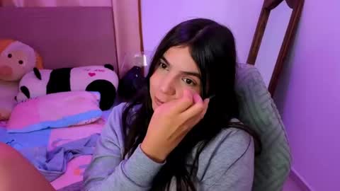 Snapshot of elenna_hotx chatting on October 28, 7:49 pm agnes online show from October 28, 7:49 pm