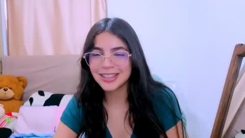 agnes online show from February 11, 6:35 pm