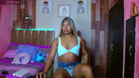 eletrabrowns online show from February 16, 9:49 am