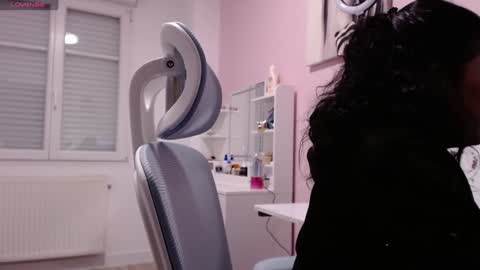 Sandra online show from December 20, 8:45 pm
