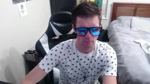 Walker online show from September 25, 3:10 am