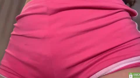 Aira online show from April 4, 6:16 pm