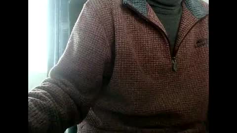 elfyonee online show from December 13, 9:35 am