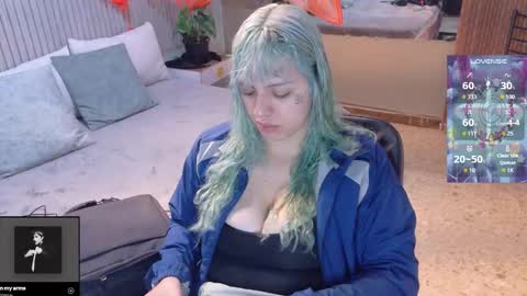 Snapshot of eli666uwu chatting on October 25, 11:29 am eli666uwu online show from October 25, 11:29 am