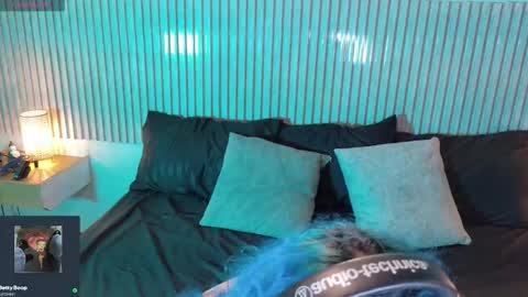 Snapshot of eli666uwu chatting on December 19, 12:12 pm eli666uwu online show from December 19, 12:12 pm