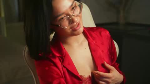 Snapshot of eli_asian chatting on April 7, 6:58 am Eli online show from April 7, 6:58 am