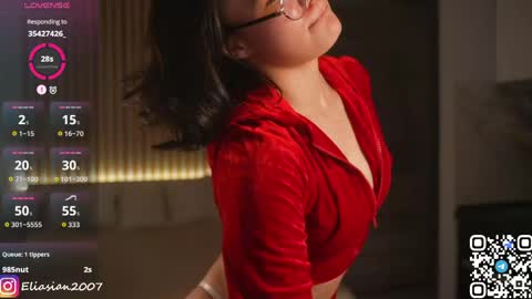 Snapshot of eli_asian chatting on May 11, 5:43 pm Eli online show from May 11, 5:43 pm