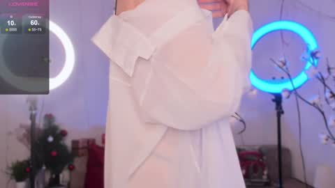 Snapshot of eli_llie chatting on December 21, 1:42 pm Eli online show from December 21, 1:42 pm