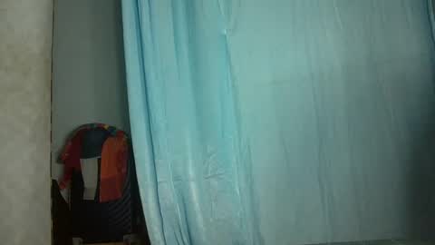 elia011 online show from January 15, 10:02 pm