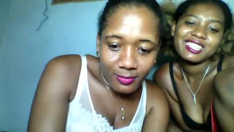 elia011 online show from January 26, 8:45 pm