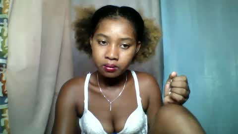 elia011 online show from January 31, 5:40 am