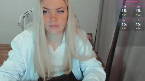 Ella online show from November 10, 6:45 am