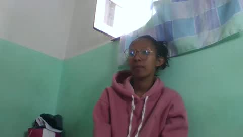 eliah193653 online show from December 16, 4:50 am