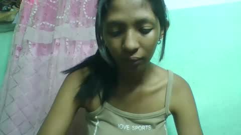 eliah193653 online show from May 12, 7:27 am