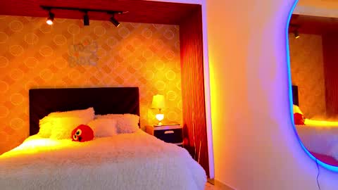 Elian online show from February 21, 3:24 pm