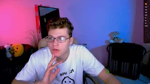 Snapshot of elian_flame chatting on October 16, 5:19 am elian_flame online show from October 16, 5:19 am