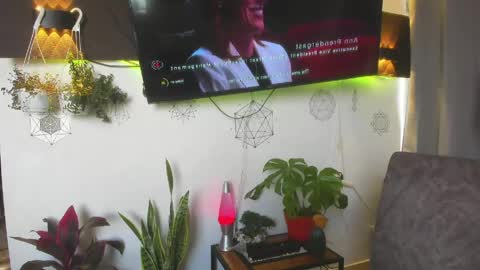 Snapshot of eliann_adam chatting on April 30, 3:29 pm eliann_adam online show from April 30, 3:29 pm