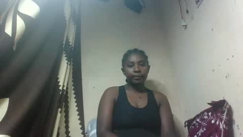 Snapshot of eliannee chatting on December 23, 3:37 am eliannee online show from December 23, 3:37 am