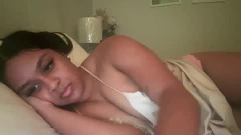 elibabyyy2 online show from March 16, 5:44 am