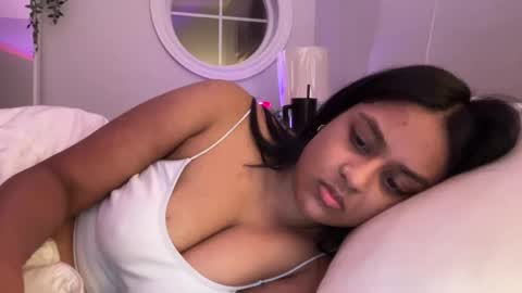 elibabyyy2 online show from May 13, 3:37 am