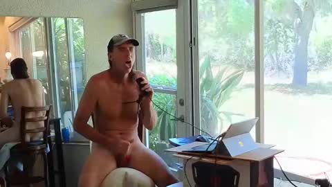 Snapshot of eliberator chatting on April 4, 4:37 pm eliberator online show from April 4, 4:37 pm