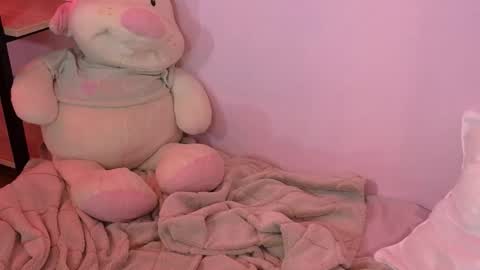 Ellie online show from October 17, 5:43 am