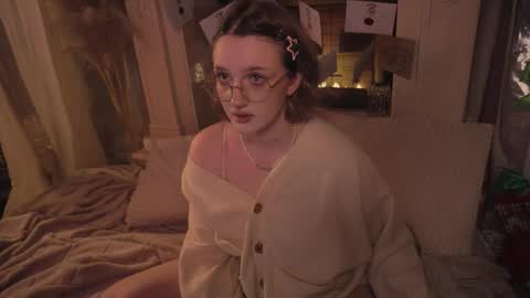 Ellie online show from December 23, 5:16 am