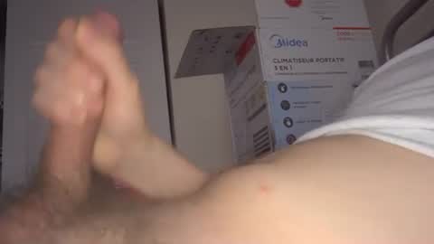 eliexavier123456789 online show from December 16, 8:26 pm