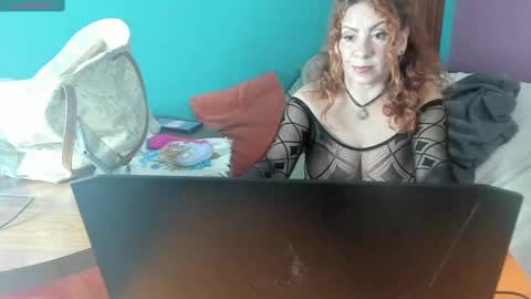 elifgirasol online show from February 10, 5:52 pm