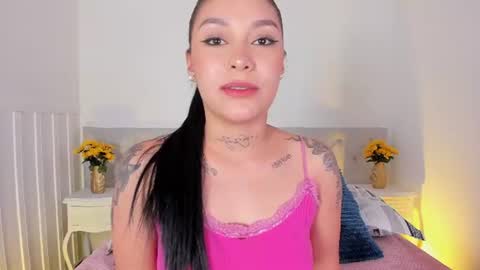 Snapshot of eligh_ chatting on July 4, 6:03 pm Eli online show from July 4, 6:03 pm