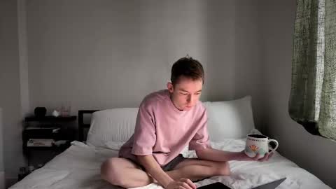 Snapshot of eligraysonx chatting on January 18, 3:05 pm Eli Grayson online show from January 18, 3:05 pm