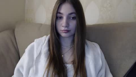 eliizabethhh online show from February 15, 4:03 pm