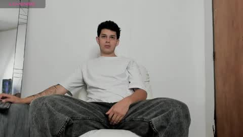 elijah_stoone online show from April 20, 11:46 am