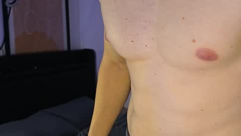 elijah_tall online show from February 5, 7:29 pm