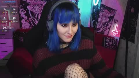 Snapshot of elika_kay chatting on February 21, 11:54 pm MORE ME online show from February 21, 11:54 pm