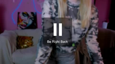 Elin online show from May 11, 4:04 pm