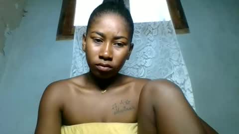 elina981 online show from March 13, 11:39 am