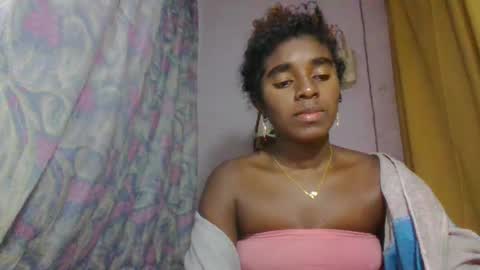 elina981 online show from May 10, 8:19 am