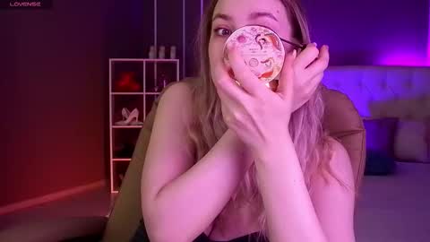 Elina online show from September 27, 1:10 am