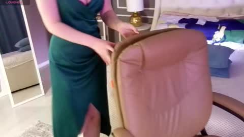 Elina online show from October 3, 1:35 am