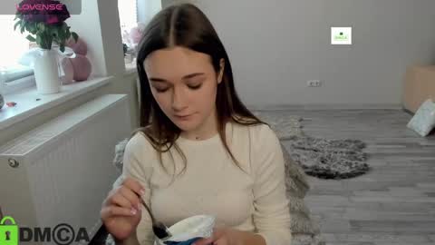 elina_x online show from May 3, 8:09 am
