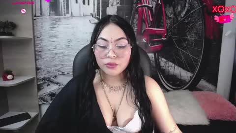 Elina  online show from February 7, 2:15 am