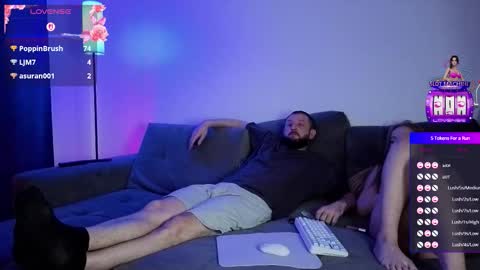 Snapshot of elinamilller chatting on March 14, 10:21 am Elna and Tom online show from March 14, 10:21 am