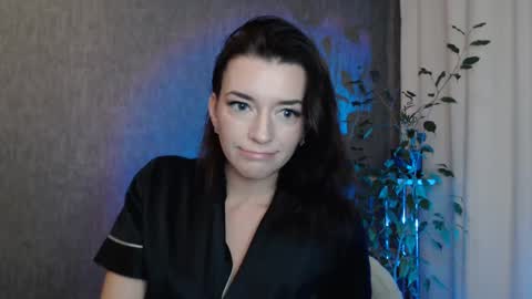 Snapshot of elinapretty chatting on December 20, 2:08 am Elina online show from December 20, 2:08 am