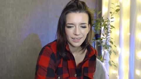 Snapshot of elinapretty chatting on December 31, 12:00 am Elina online show from December 31, 12:00 am