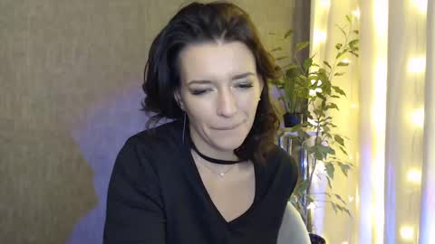 Snapshot of elinapretty chatting on January 7, 2:42 am Elina online show from January 7, 2:42 am